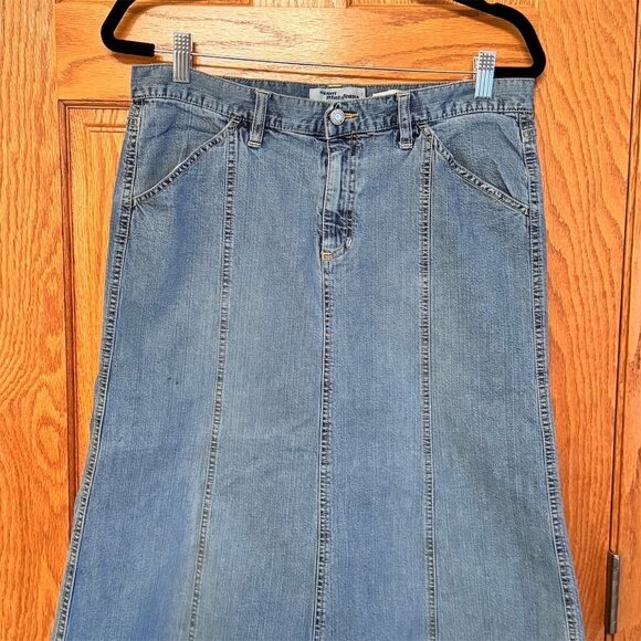 Old Navy Women's Blue Denim A-Line Knee Length Skirt Size 10 Casual - Picture 3 of 7